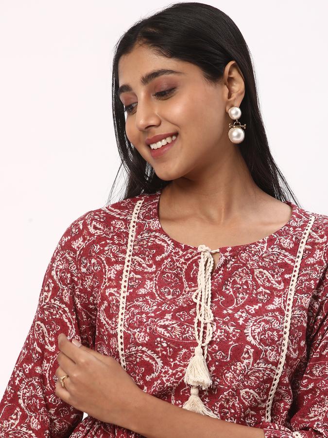 Women Paisley Print Flared Kurta