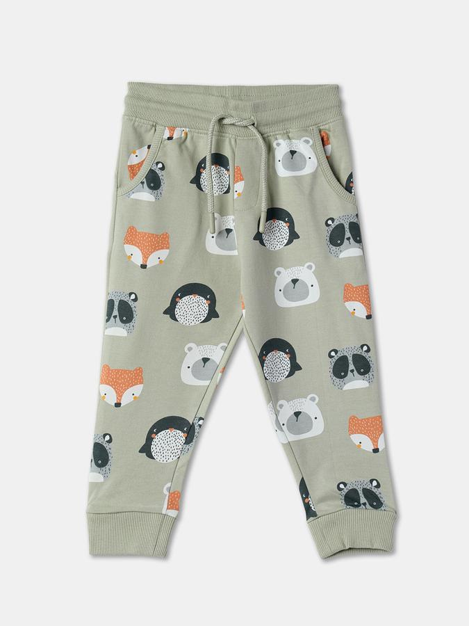 Boys Printed Round-Neck T-Shirt & Pants Set image number 3
