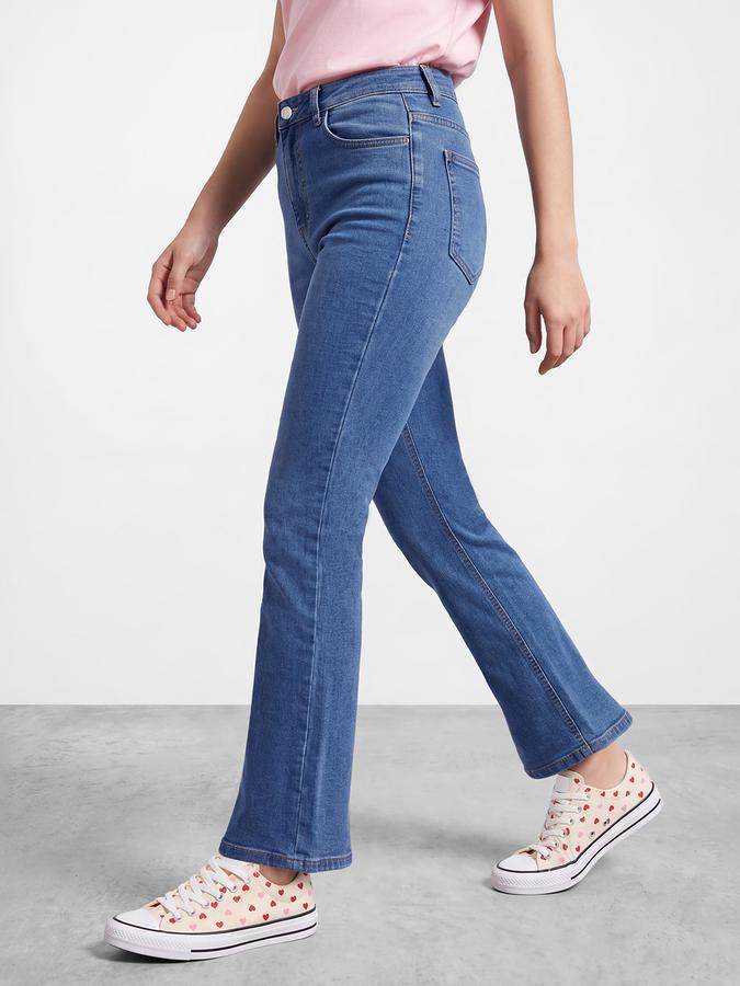 R&B Women Mid Blue Straight Fit Jeans