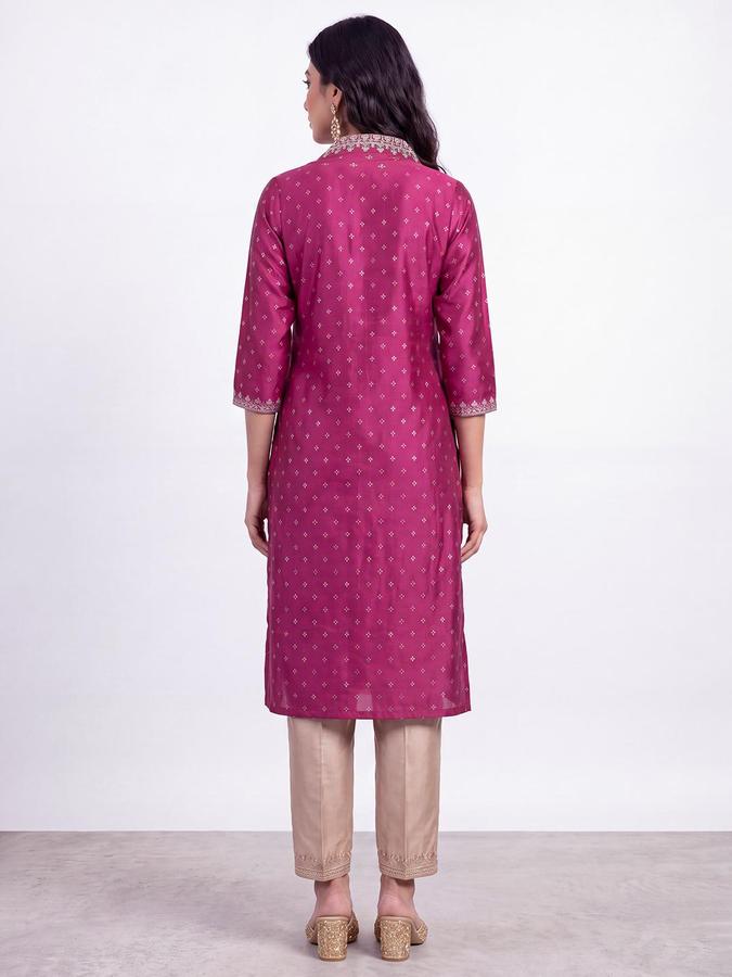 R&B Women Magenta  Embroidered V-Neck Three-Quarter Sleeve Ikat Kurta