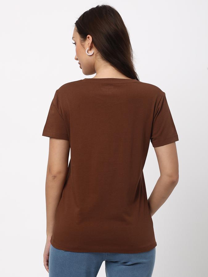 Women Typographic Print Regular Fit Round-Neck T-Shirt image number 2