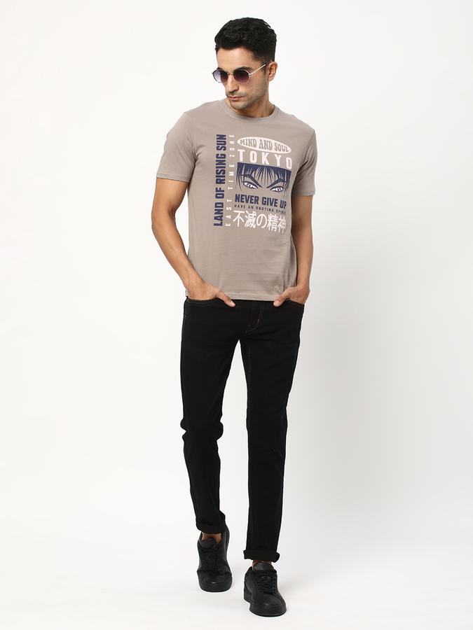 Men Typographic Print Regular Fit Crew-Neck T-Shirt image number 1