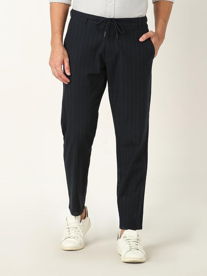 Men Slim Fit Flat-Front Trousers image number 0