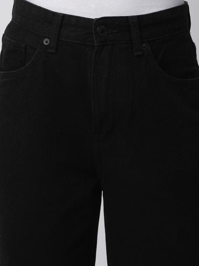 Loose Fit Women Jeans image number 3
