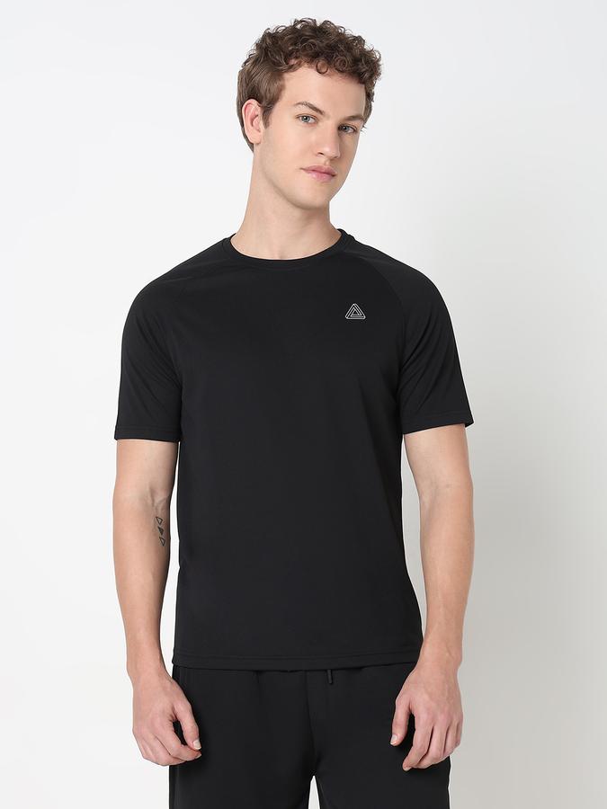 R&B Solid MENS ACTIVEWEAR TEE - REGULAR FIT image number 1