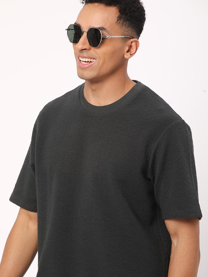 Men Cotton Blend Regular Fit Crew Neck Textured T-shirt