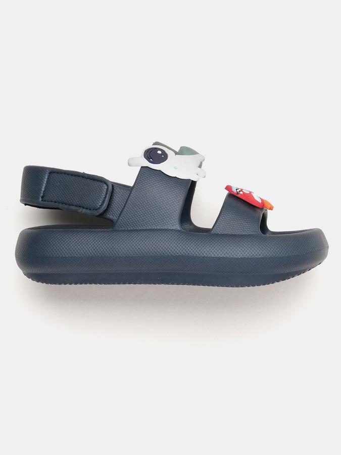 Boys Solid Flip Flops image number 1