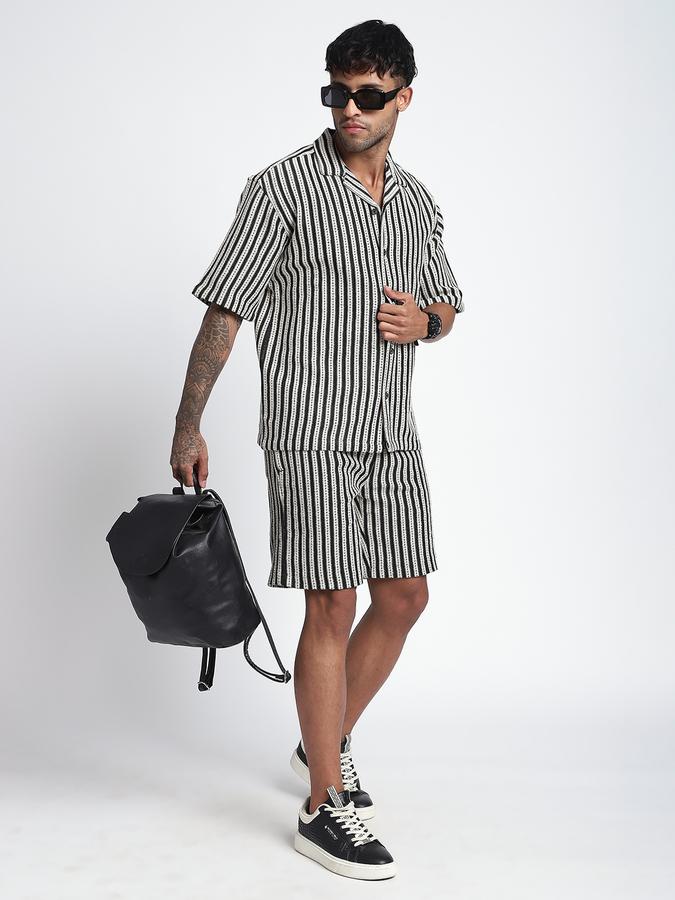 Men Cotton Blend Relaxed Fit Cuban Collar Striped Shirt