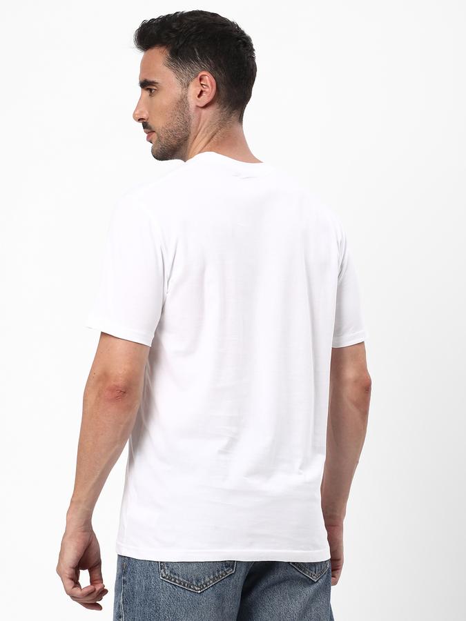R&B Men's Solid V-Neck T-Shirt image number 2