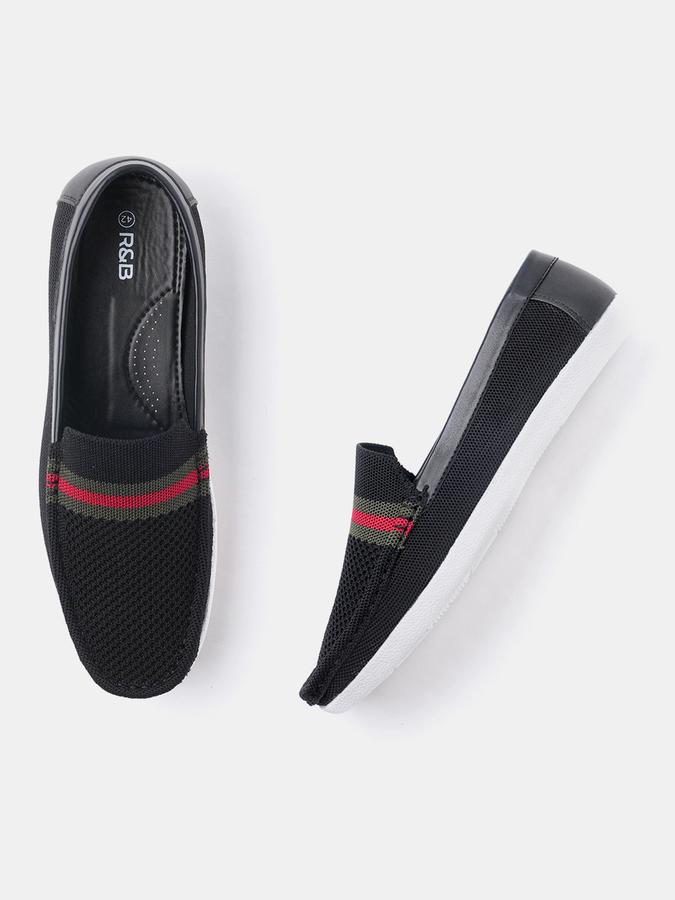Men Round-Toe Slip-On Sandals image number 0