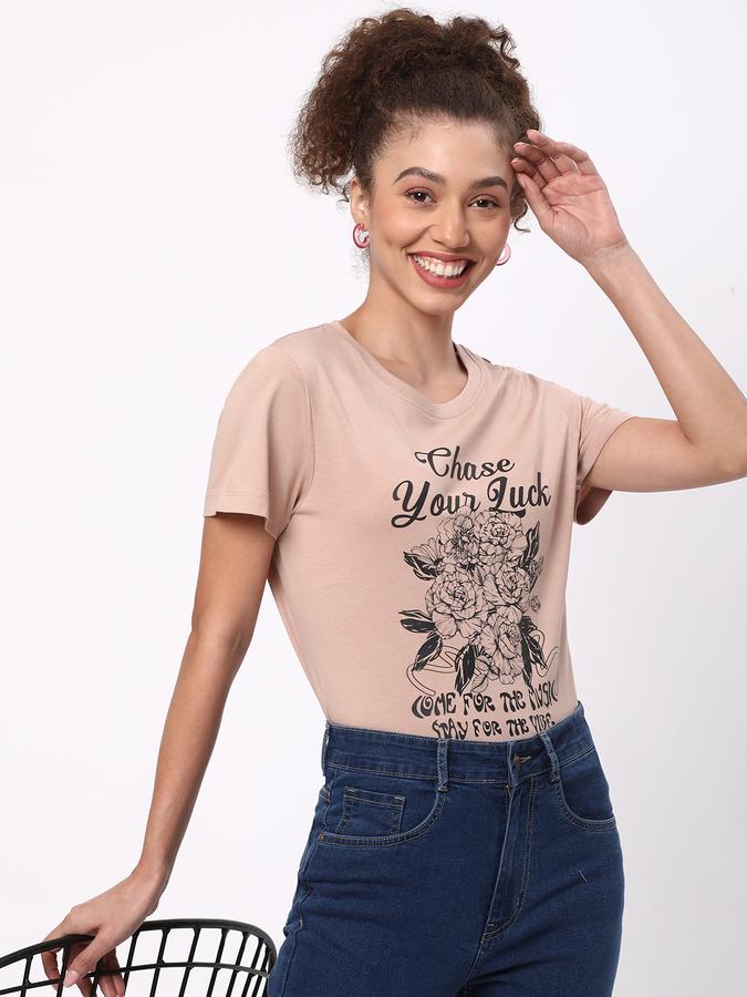Women Regular Fit Round-Neck T-Shirt image number 0
