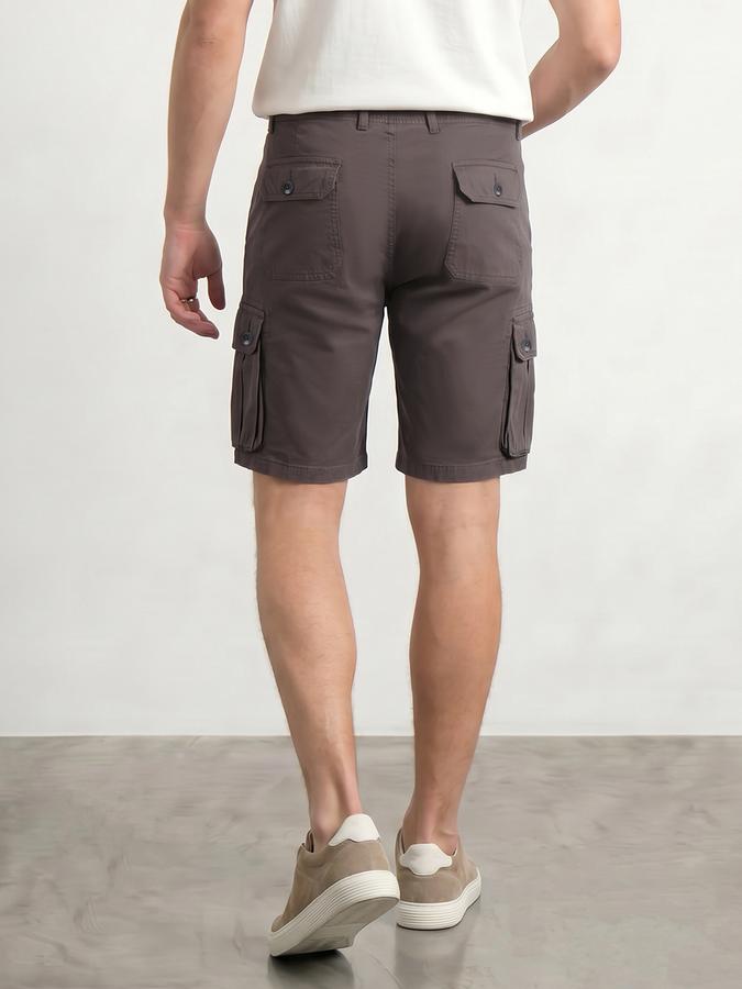 R&B Men Dark Grey Solid Knee-Length Cargo Shorts