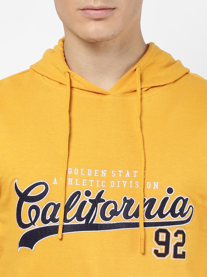 R&B Men Yellow Sweatshirts & Hoodies image number 3