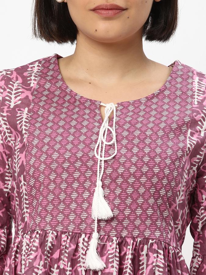 R&B Women Red Kurtas image number 3