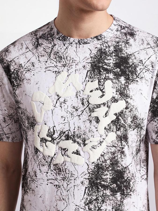 R&B Men Black & White Abstract Printed Pure Cotton Short Sleeves Tshirt