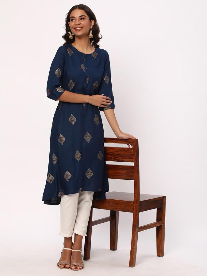 R&B Women Blue Kurtas image number 1