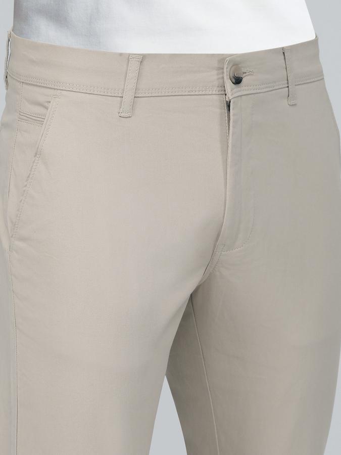 R&B Beige Solid Men Mid-Rise Slim Fit Trouser
