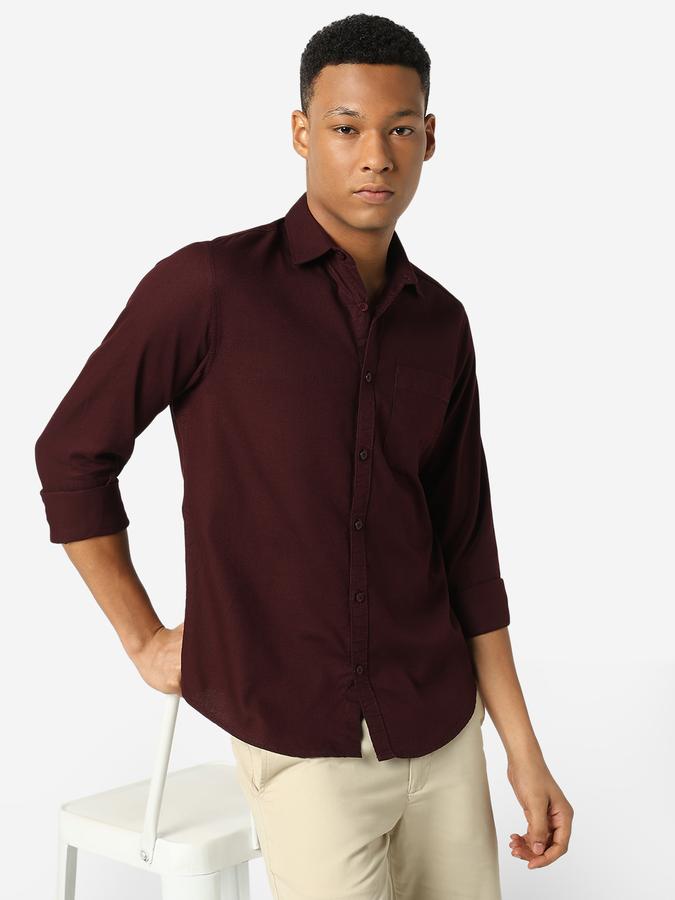 Men Shirt with Spread Collar 