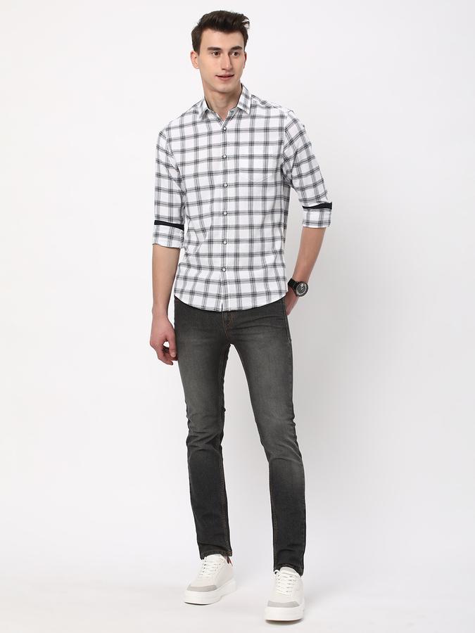 Men Checked Regular Fit Shirt with Patch Pocket image number 1