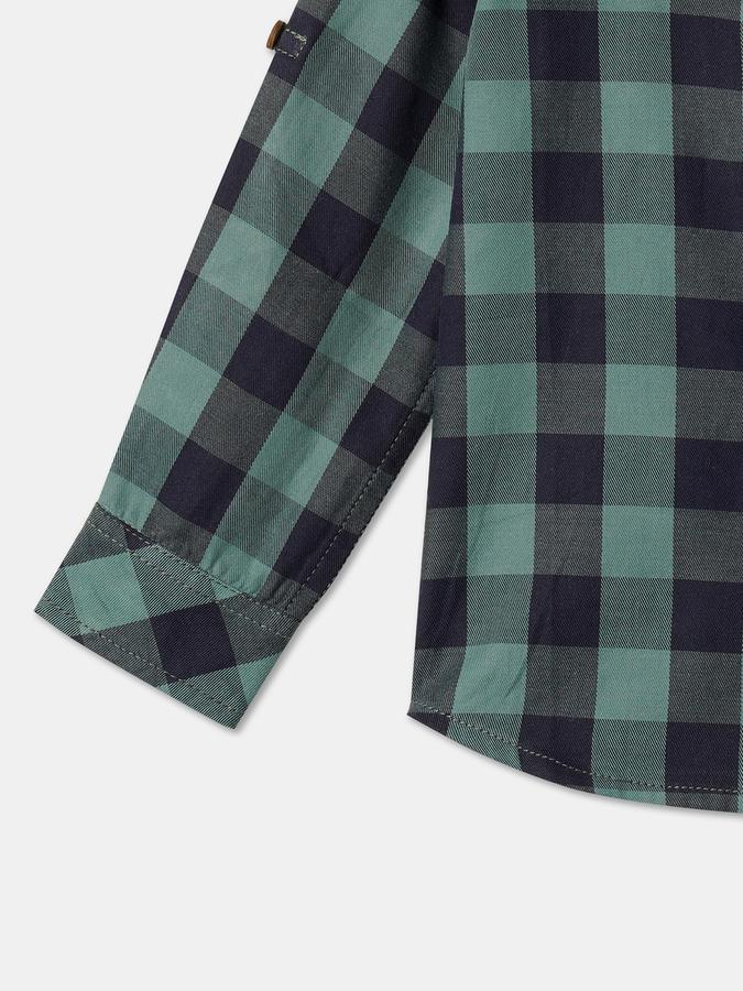 Boys Checked Full-Sleeve Shirt image number 3