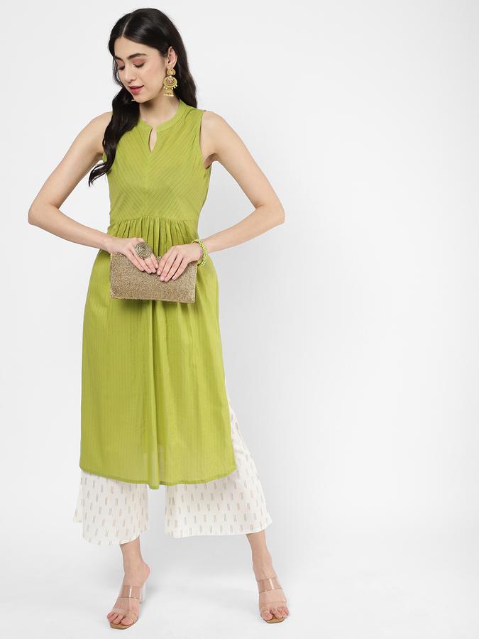 R&B Women Green Kurtas image number 1