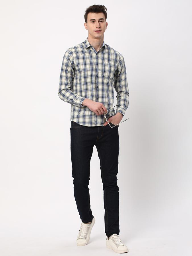 Men Checked Regular Fit Shirt with Patch Pocket image number 1