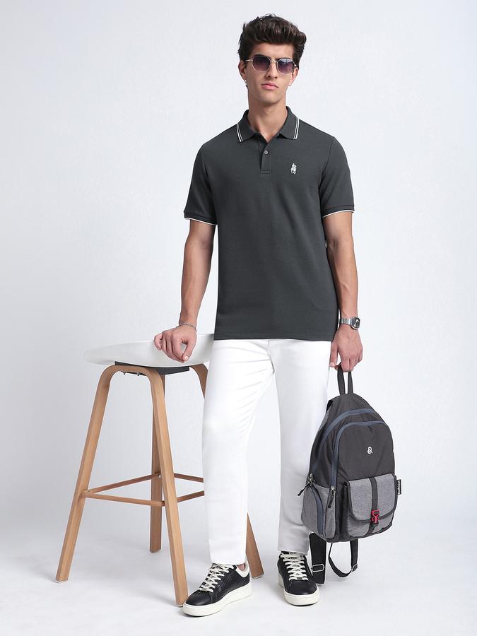 Men Cotton Blend Slim Fit Polo Neck Solid T-shirt