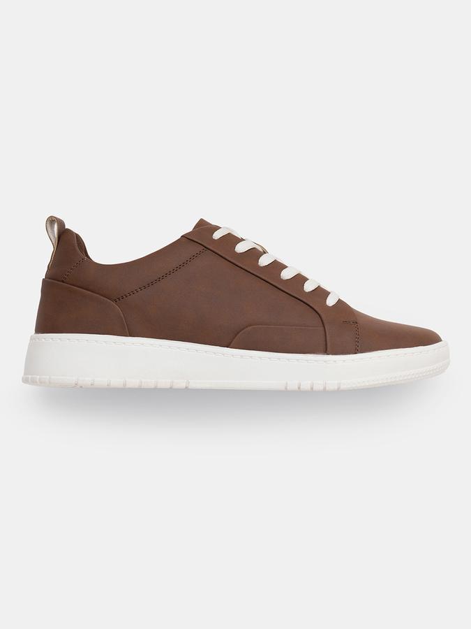 R&B Men Brown Casual Shoes image number 1