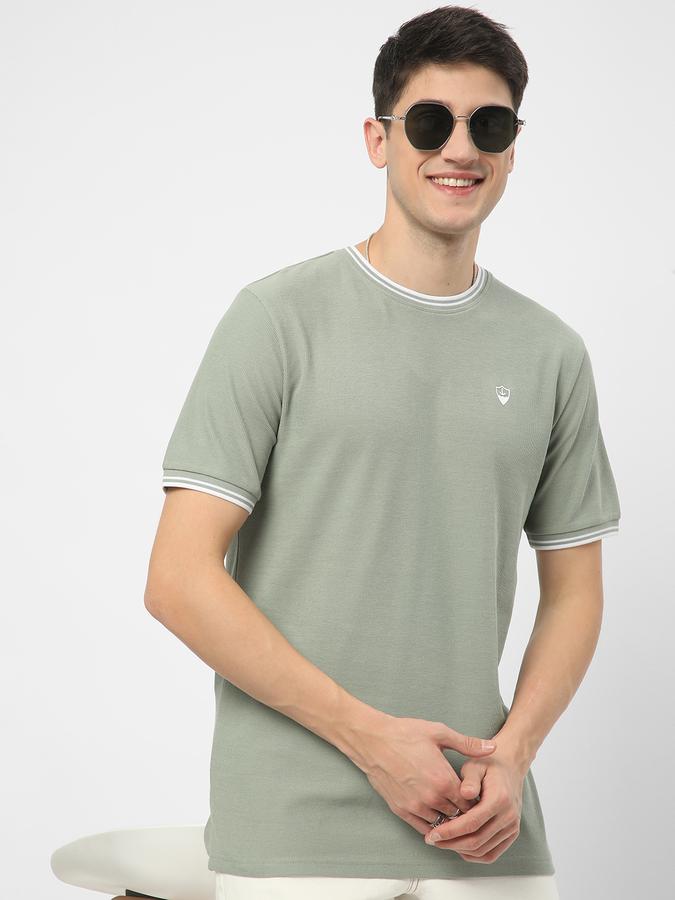 Men Regular Fit Crew-Neck T-Shirt image number 0