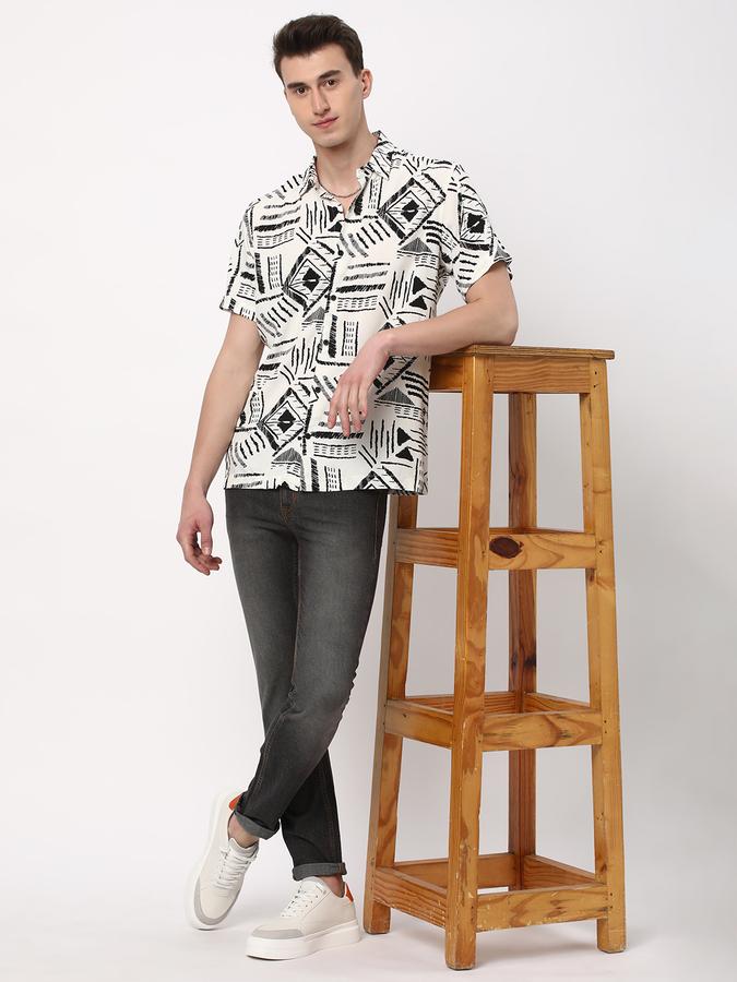 R&B Men Geometric Print Shirt with Spread Collar image number 1