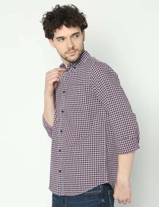 Men Checked Regular Fit Shirt image number 1