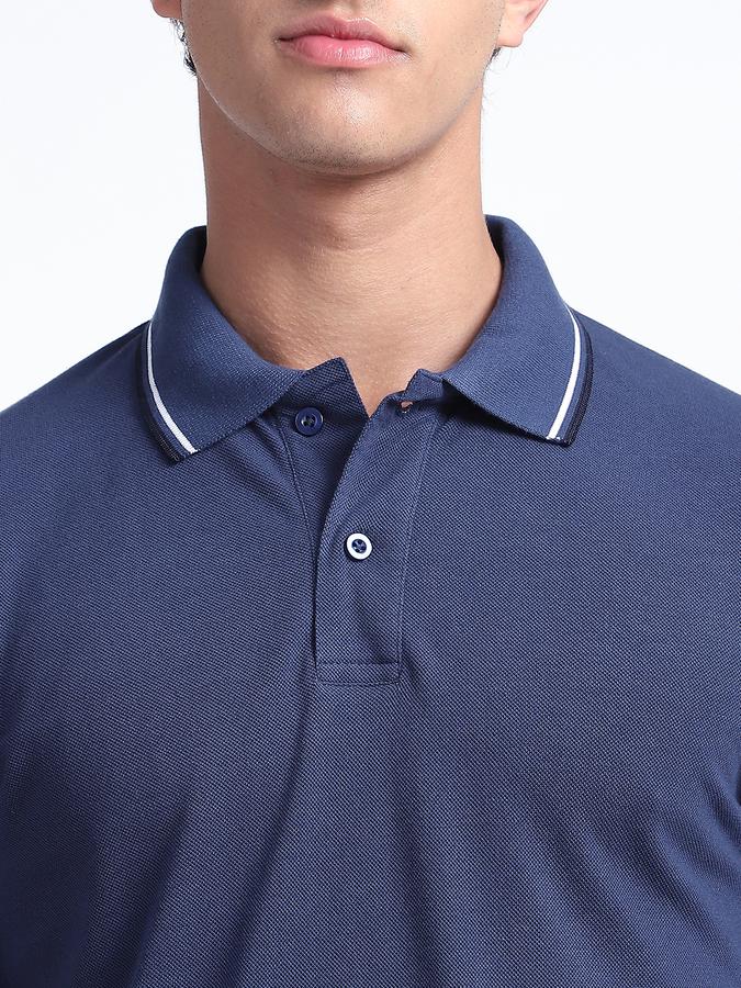 Men Cotton Blend Slim Fit Polo Neck Solid T-shirt