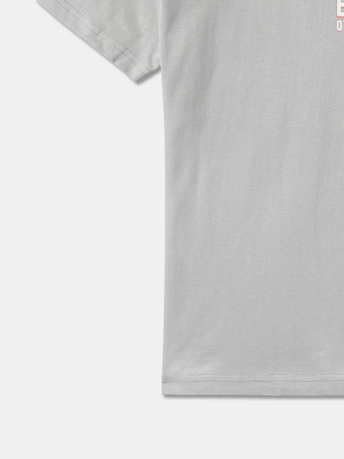 Boys Graphic Print Regular Fit Round-Neck T-Shirt image number 3