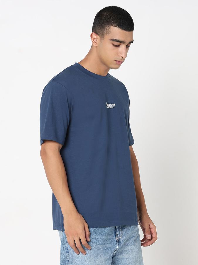 MENS Short Sleeves CREW NECK GRAPHIC TEES- RELAX FIT image number 3