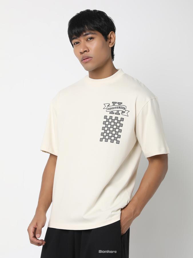 Men Graphic Print Relaxed Fit Crew-Neck T-Shirt image number 2