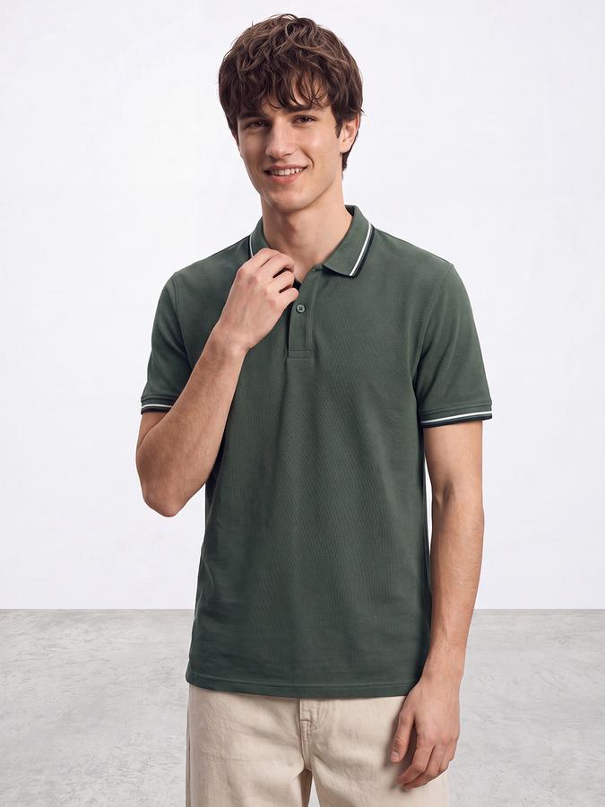 R&B Men Pine Green Solid Short Sleeves Tipping Polo Collar Tshirt