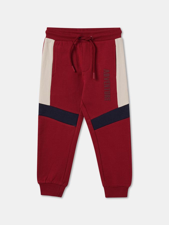 Boys Casual Sweatshirt Track Pants  image number 3