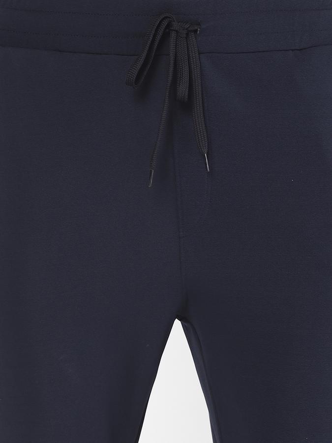 R&B Men Track Pants & Joggers image number 3