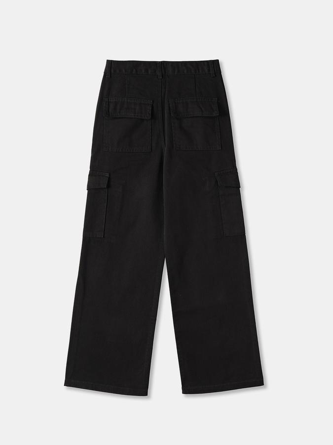 Solid Wide Leg Cargo Jeans with Button Closure image number 1