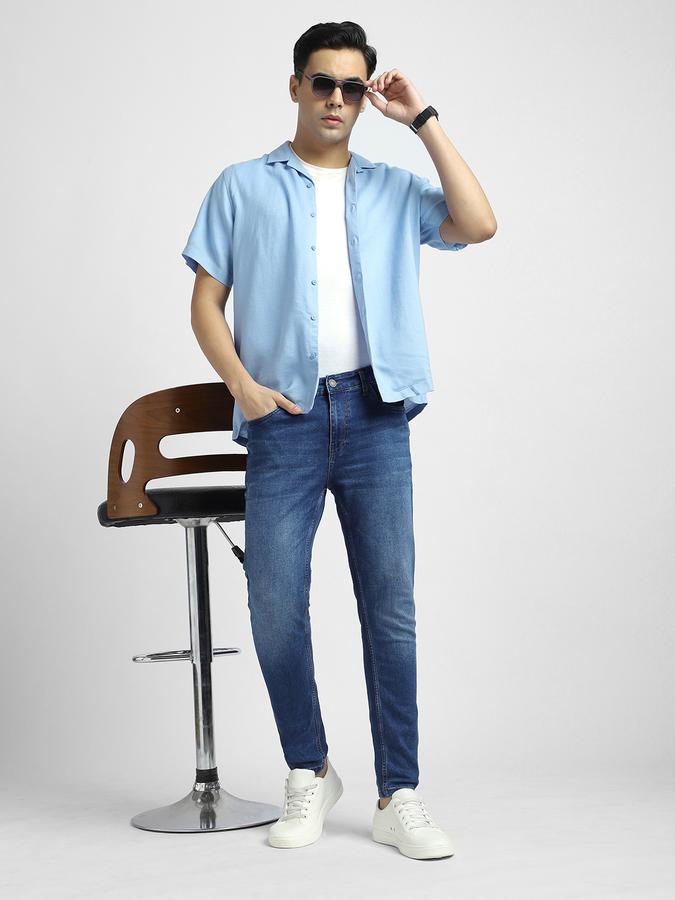 Men Denim Carrot Mid Rise Clean Look Jeans