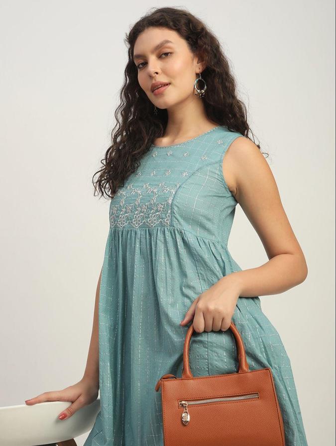 R&B Blue Checked  Women Sleeveless Kurta