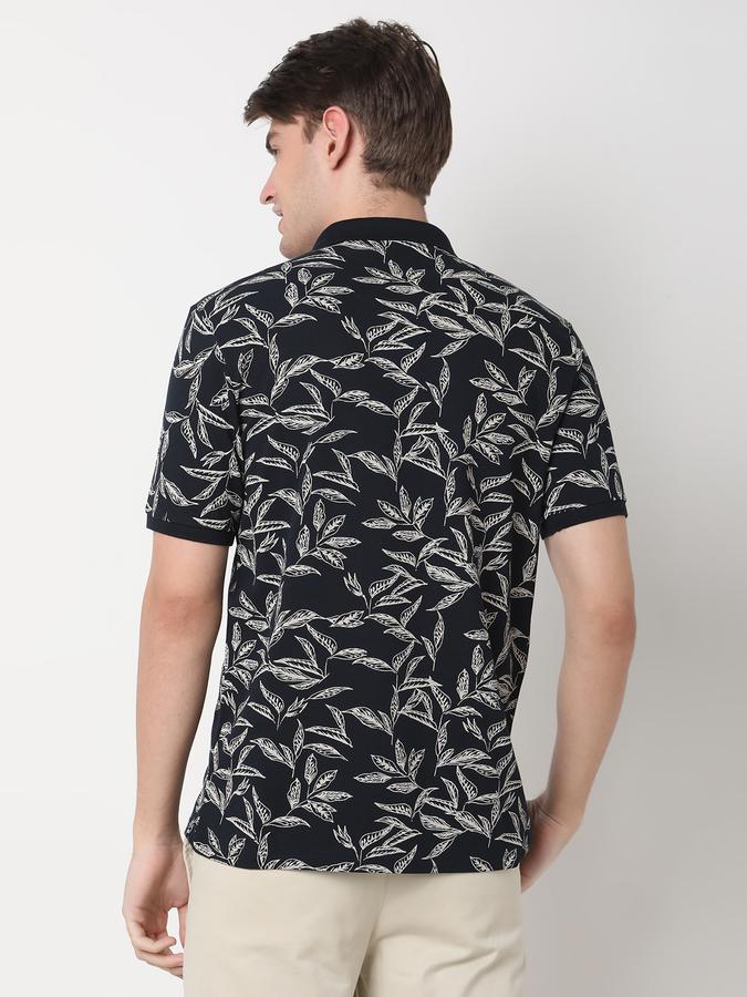 Men Leaf Print Regular Fit Polo T-Shirt image number 3