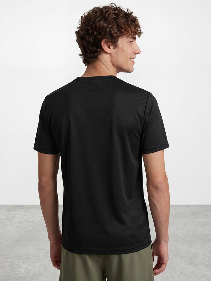 R&B Men's Black Short Sleeves Round Neck Graphic Print Activewear T-Shirt