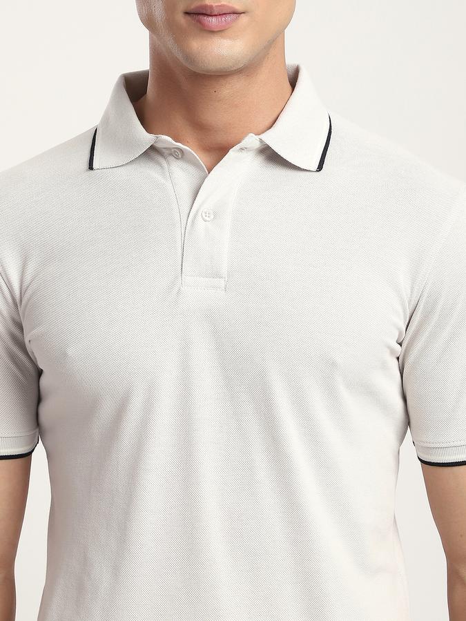 Men Cotton Blend Slim Fit Polo Neck Solid T-shirt