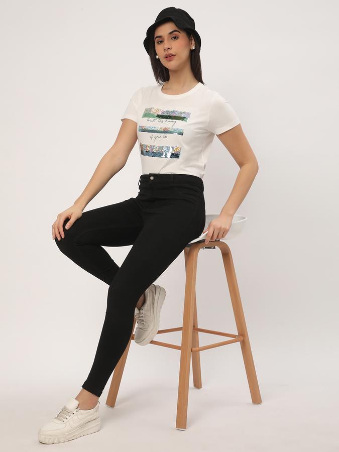 Women Typographic Print Regular Fit Round-Neck T-Shirt image number 1