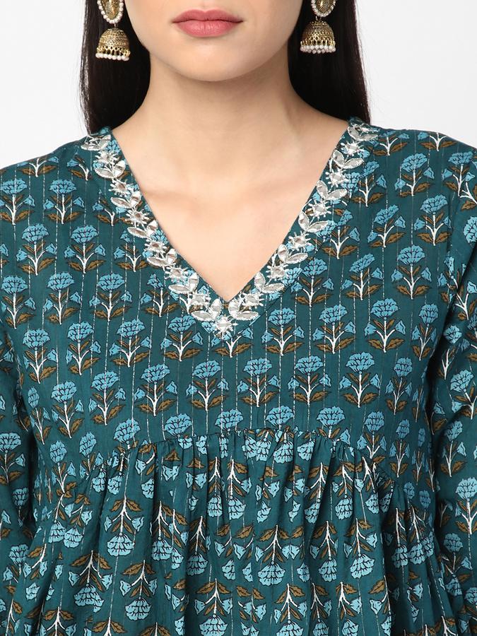 R&B Women Blue Kurtas image number 3