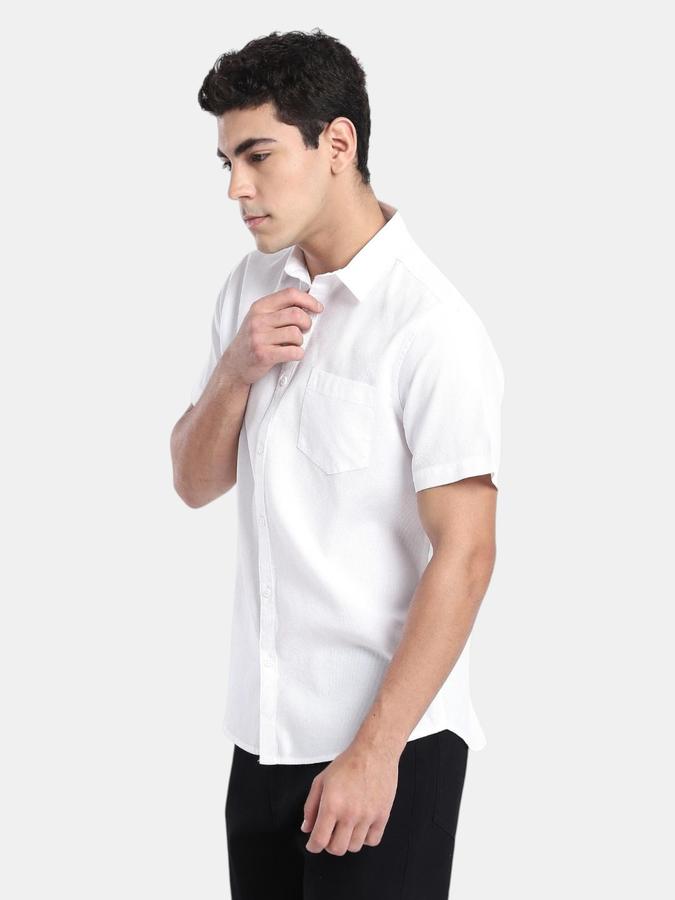 R&B  White Solid Men Short Sleeves Regular Fit Shirts