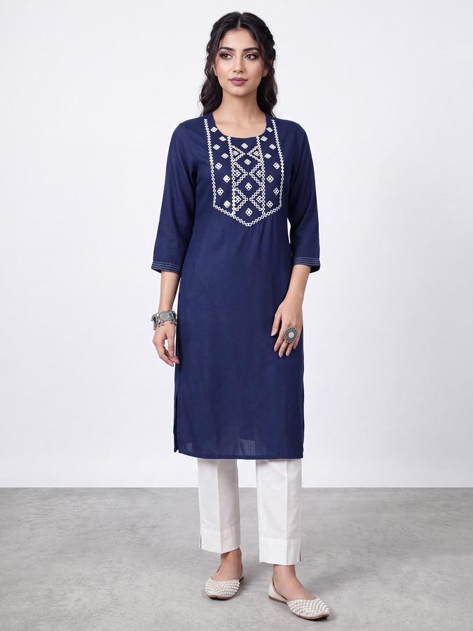 R&B Women Navy Blue Geometric Embriodery Round Neck Three-Quarter Sleeves Straight Kurta