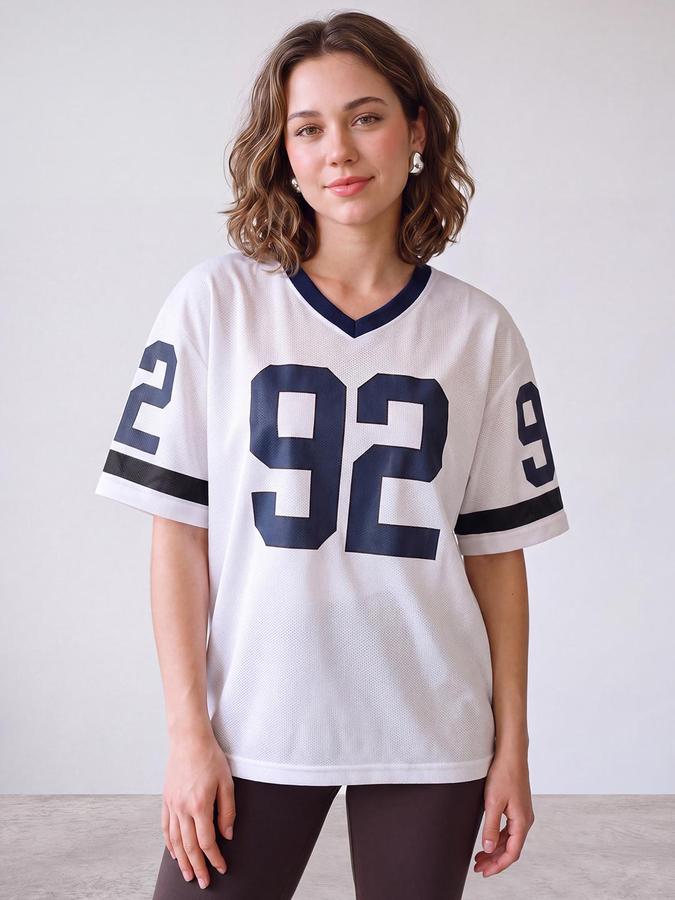 R&B Women White Teddy Bear Back Print V-Neck Short Sleeves T-Shirt