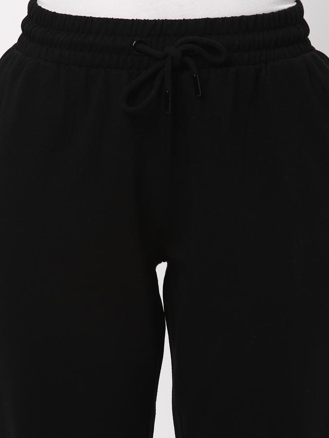 Women Joggers with Insert Pocket image number 3